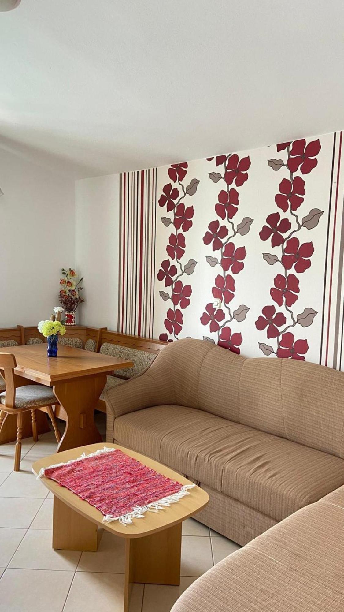 Apartments Tiho & Jelena Blace Exteriér fotografie